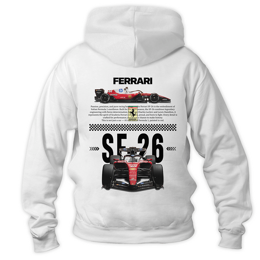 Biała bluza z kapturem typu kangurka widziana od tyłu, z potężnym, technicznym nadrukiem halftone bolidu Formuły 1 Scuderia Ferrari SF-26 na plecach na sezon 2026