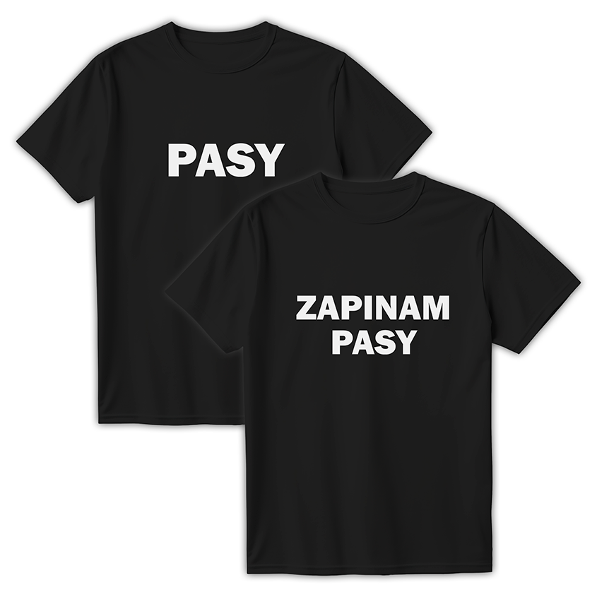 Dwie czarne koszulki dla par z białymi napisami PASY oraz ZAPINAM PASY