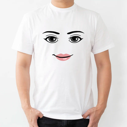 Biała koszulka z nadrukiem Woman Face z Roblox – kultowy mem z różowymi ustami i charakterystycznymi oczami w stylu slay